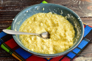 Ватрушки с творогом и изюмом Ватрушки с творогом и изюмом