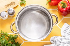 Маринованный болгарский перец с чесноком Маринованный болгарский перец с чесноком